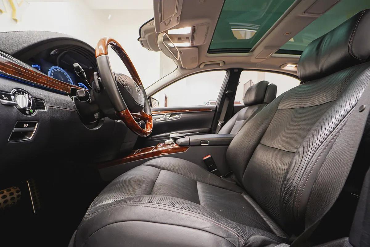 AED 1302 | MERCEDES S500 AMG 2012 | PRISTINE CONDITION | LOW KMS | HI SPECS | 1 YEAR WARRANTY-8-8