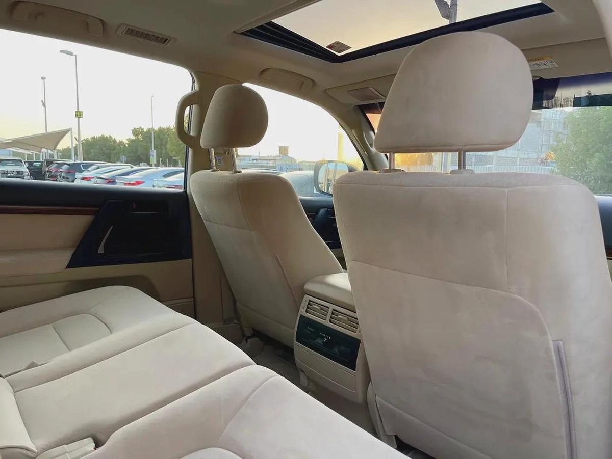 تويوتا لاند كروزر 2016 خليجي GXR 4.6 ثمانيه سلندر فتحه دفلوك-8-8