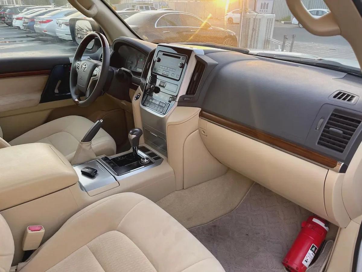 تويوتا لاند كروزر 2016 خليجي GXR 4.6 ثمانيه سلندر فتحه دفلوك-9-9