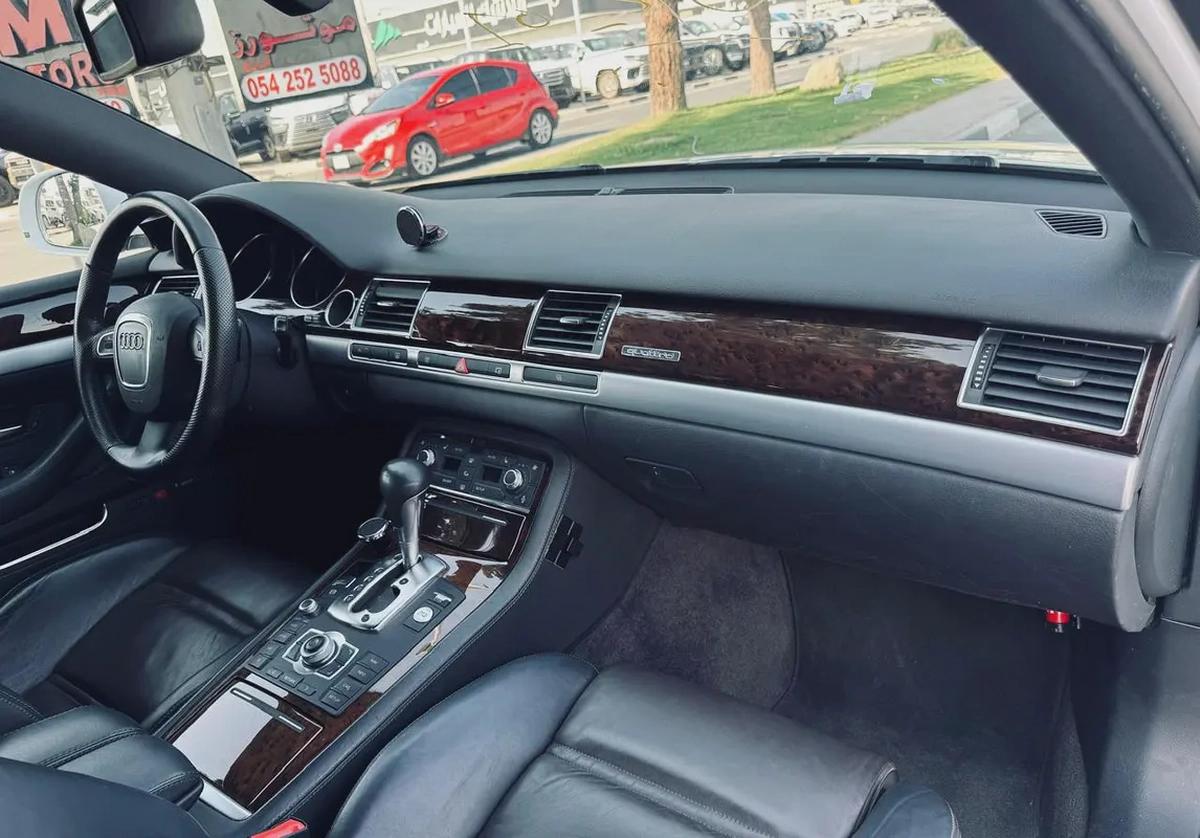 AUDI A8L - 4.2 LTR l 2009 l 98,000KM l CLEAN TITLE l JAPAN IMPORT-11-11