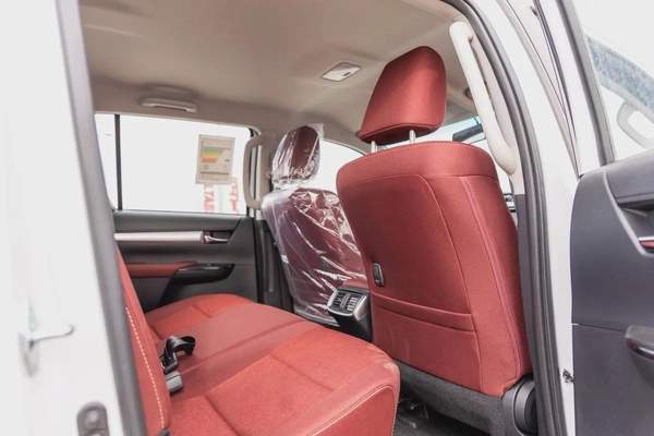 New 2026 Toyota Hilux Double Cab GLX - GCC Specs - Ready for Anything!