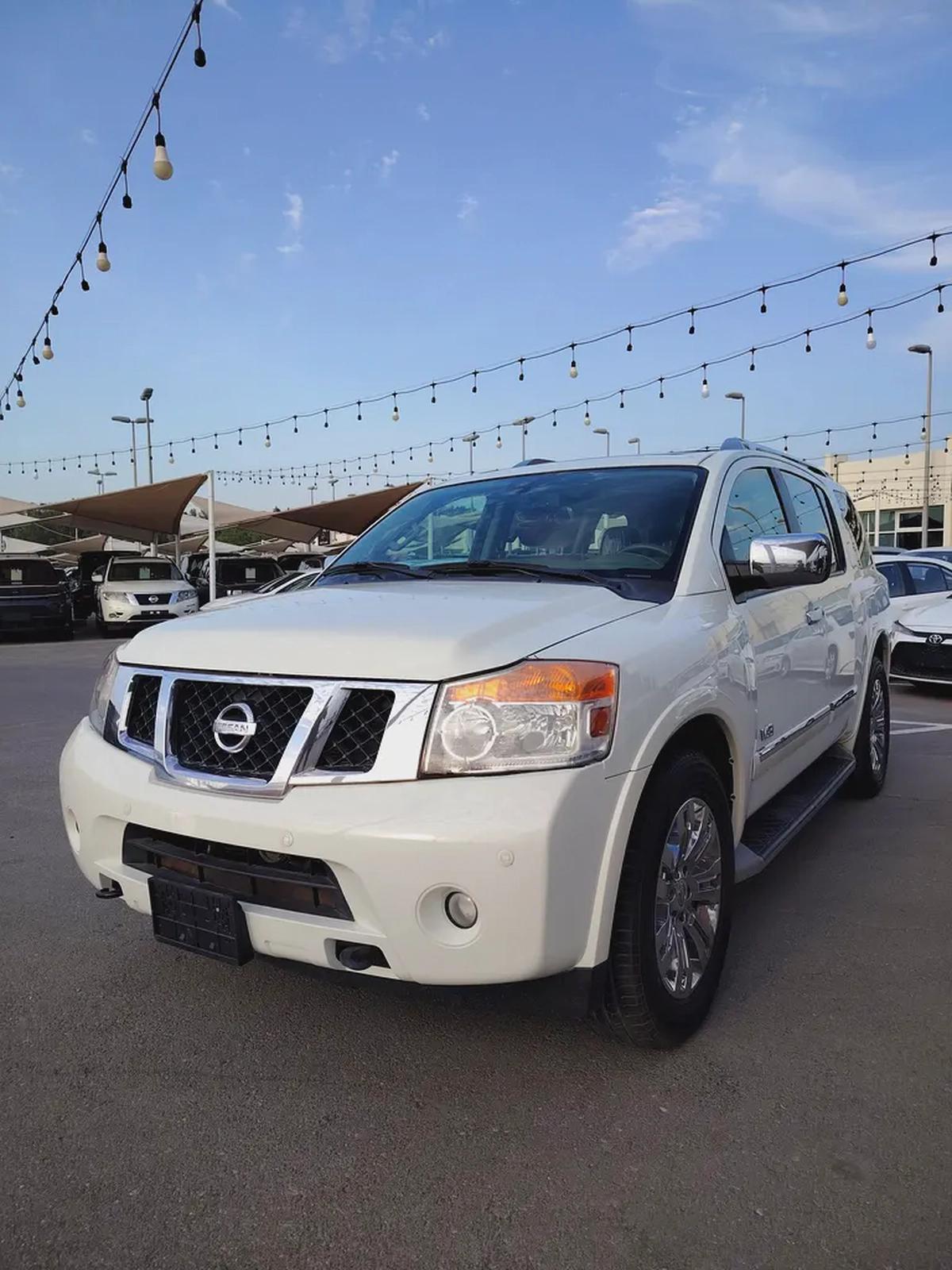Nissan Armada LE 2015, GCC Specs - Well Maintained!-2-2