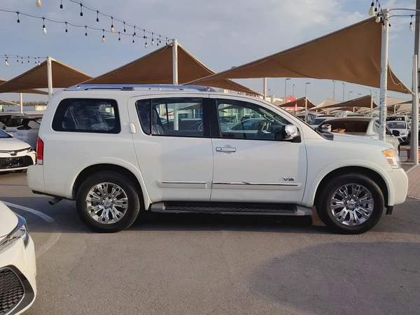 Nissan Armada LE 2015, GCC Specs - Well Maintained!