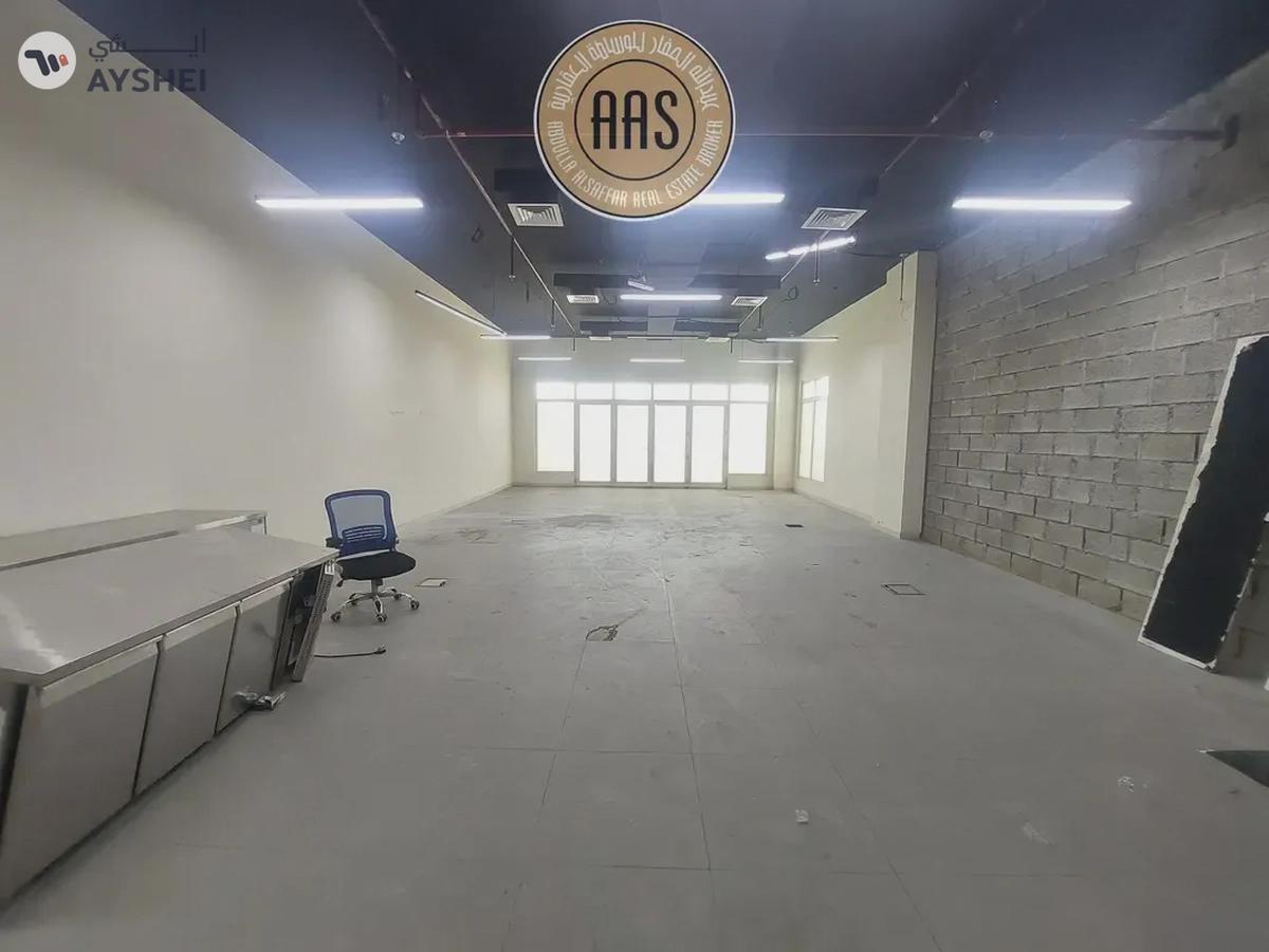 Shop for Rent only 129k 865 sqft with all bills included in dip-0-landscape