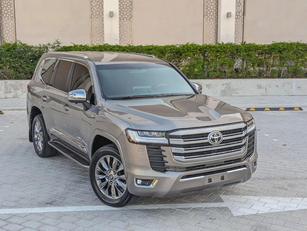 TOYOTA LAND CRUISER 2013 FACELIFTED 2025 WITH INTERIOR AND EXTERIOR GCC V6 4.0L-0-0