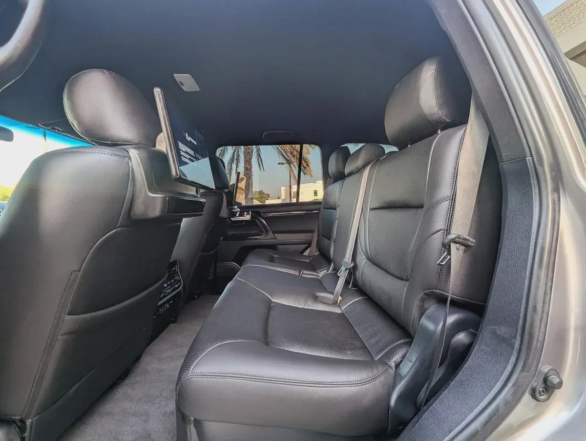 TOYOTA LAND CRUISER 2013 FACELIFTED 2025 WITH INTERIOR AND EXTERIOR GCC V6 4.0L-5-5
