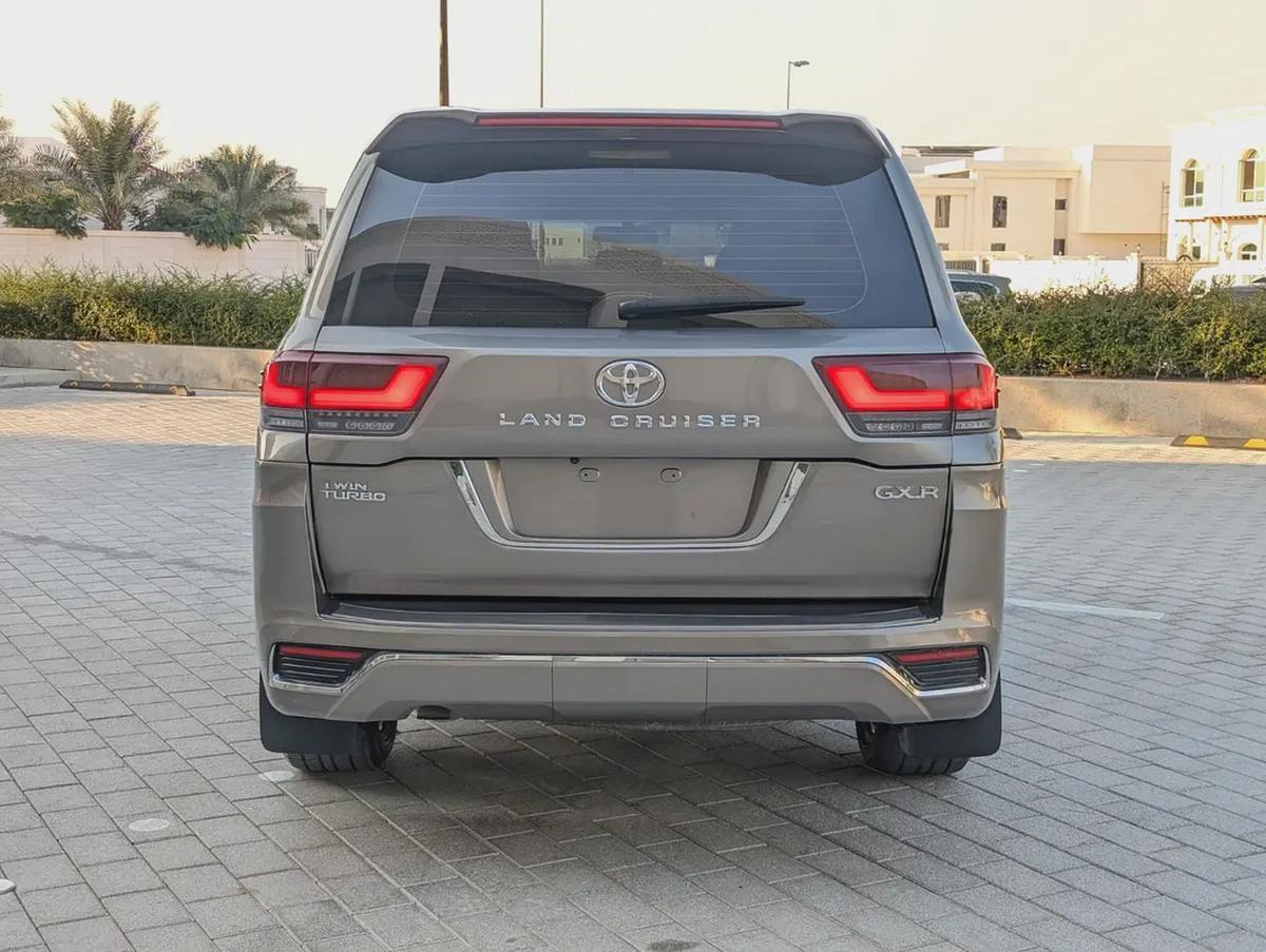TOYOTA LAND CRUISER 2013 FACELIFTED 2025 WITH INTERIOR AND EXTERIOR GCC V6 4.0L-18-18