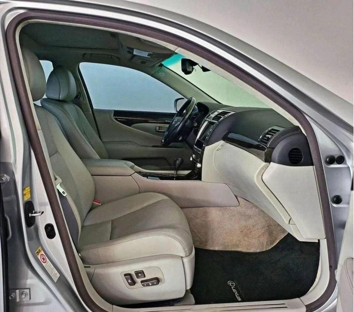 Lexus LS460 4.6L - 8CYL - EXCELLENT CONDITION NO ACCIDENT AMERICAN SPECS CLEAN TITLE-8-8