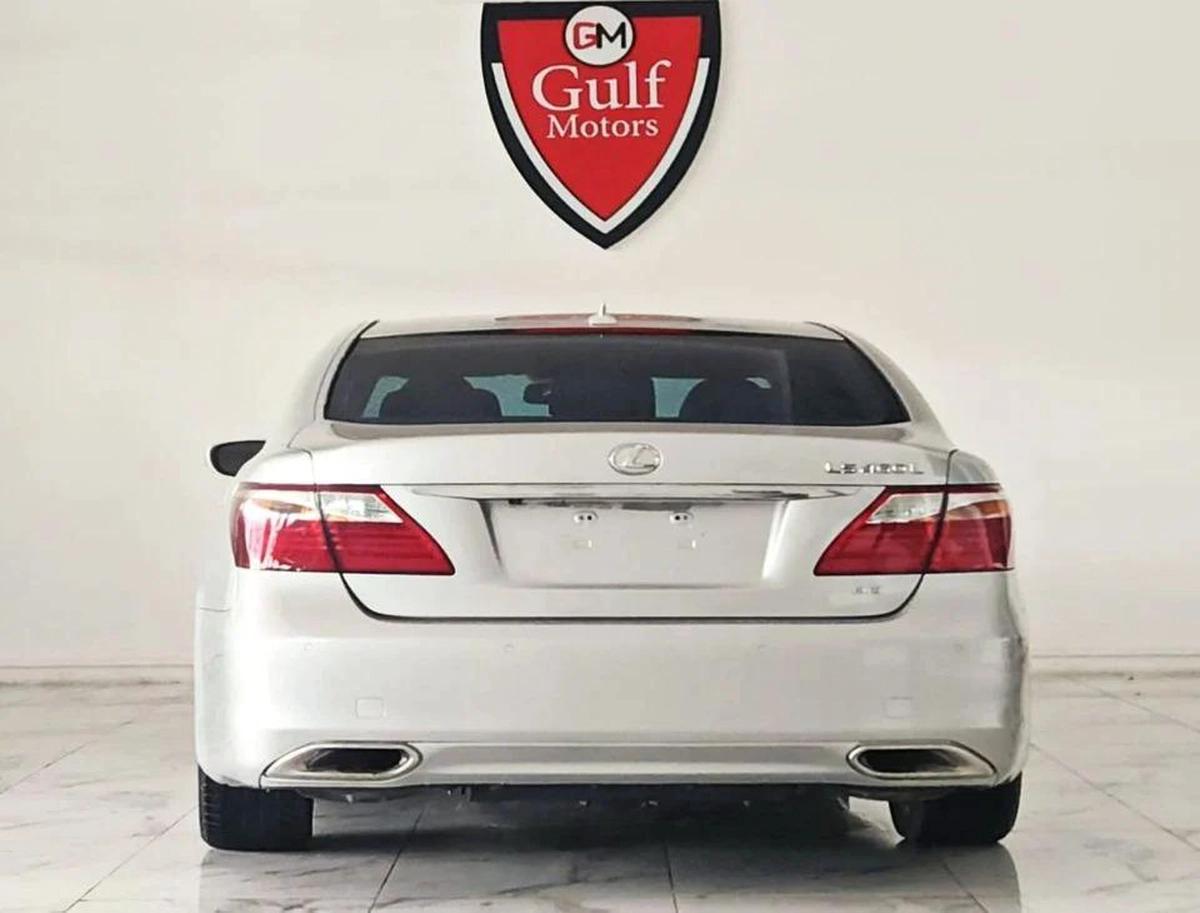 Lexus LS460 4.6L - 8CYL - EXCELLENT CONDITION NO ACCIDENT AMERICAN SPECS CLEAN TITLE-10-10