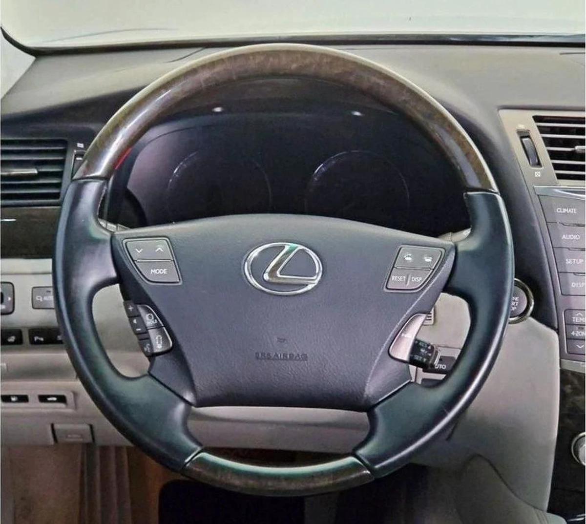 Lexus LS460 4.6L - 8CYL - EXCELLENT CONDITION NO ACCIDENT AMERICAN SPECS CLEAN TITLE-11-11