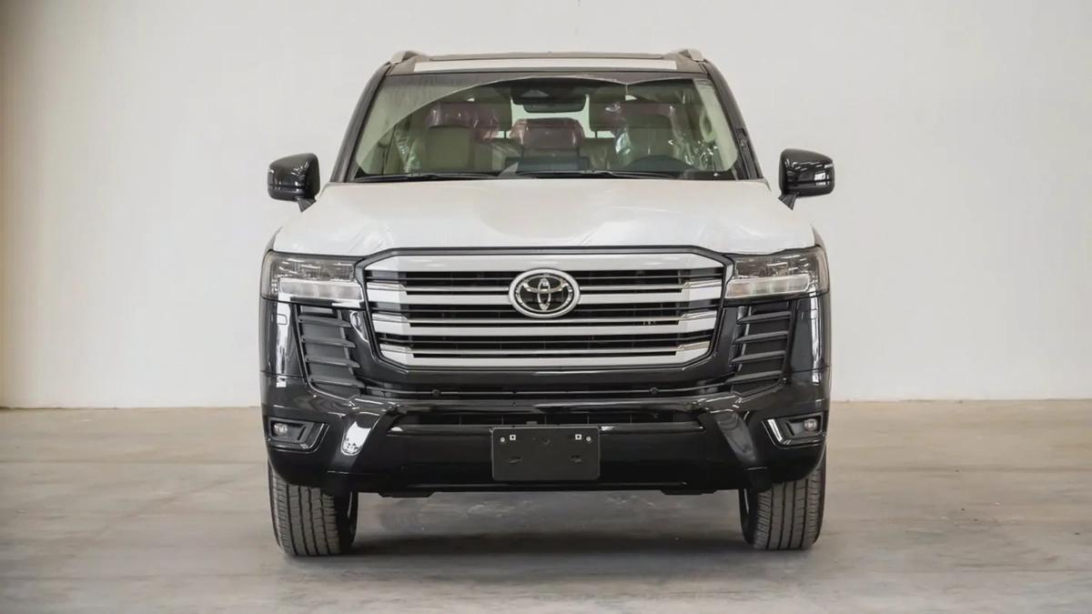 LC300 GXR 4.0L GCC Specs Brand New for Export-1-1