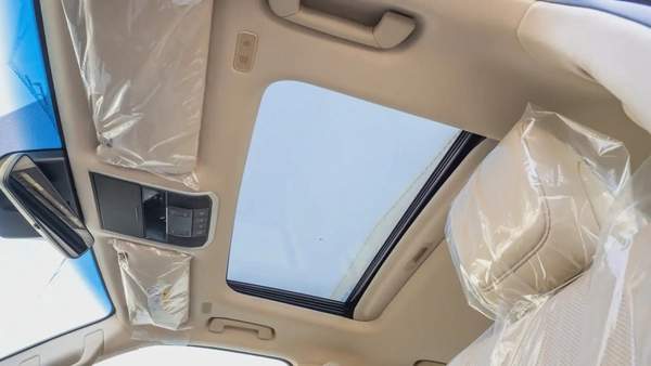 LC300 GXR 4.0L GCC Specs Brand New for Export