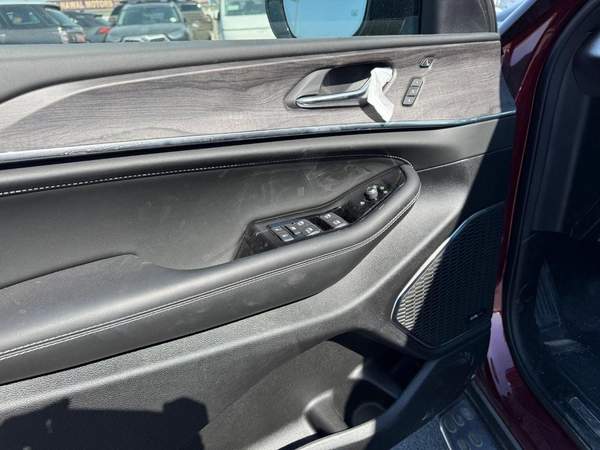 Jeep Grand Cherokee EXPORT PRICE - Grand Cherokee Overland 3.6L