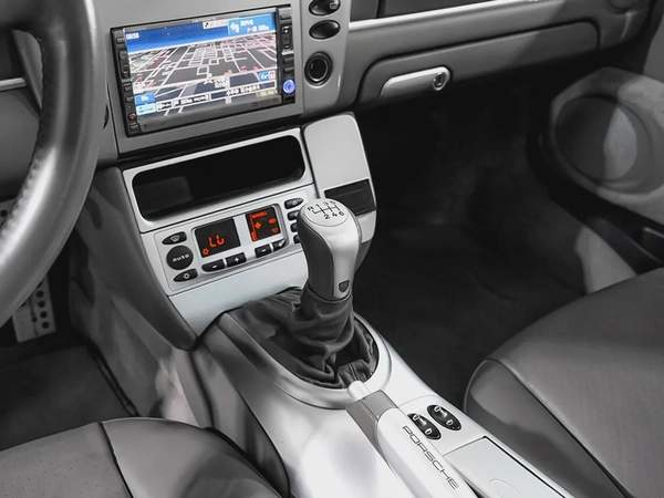 CASH ONLY: 199,000 AED | 2003 Porsche Carrera 996 4s / Manual