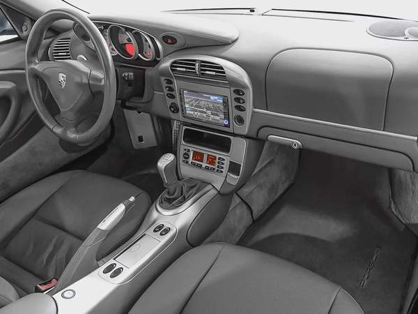 CASH ONLY: 199,000 AED | 2003 Porsche Carrera 996 4s / Manual