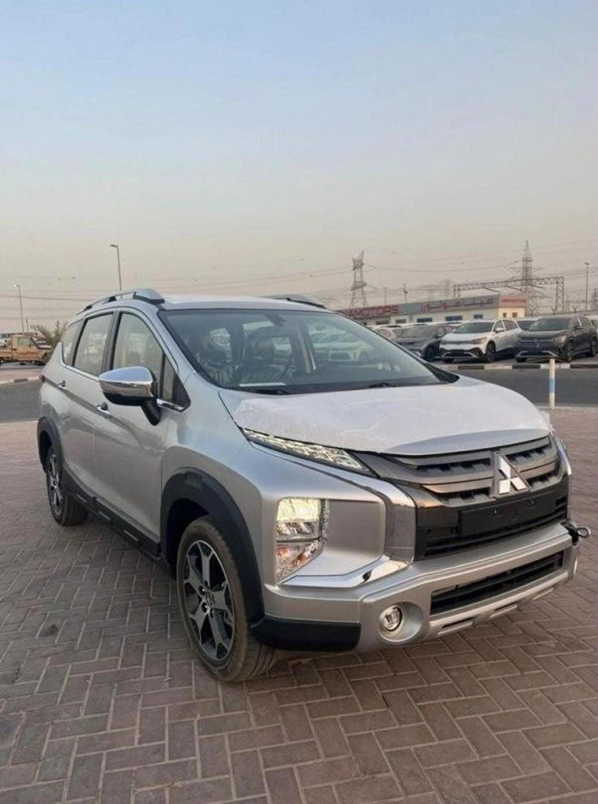 Mitsubishi Xpander XPANDER CROSSE-2-2