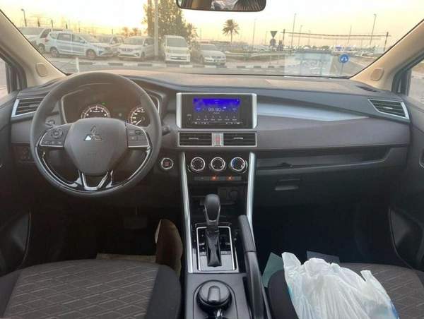 Mitsubishi Xpander XPANDER CROSSE