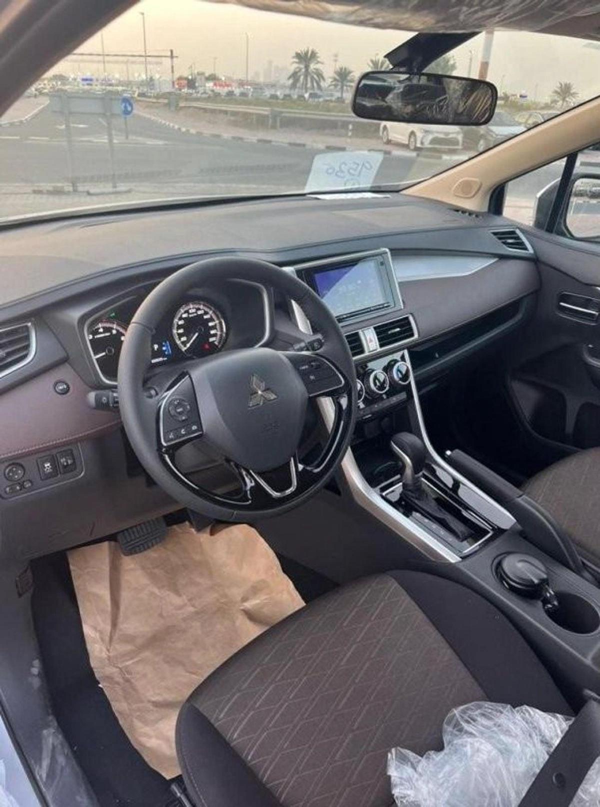 Mitsubishi Xpander XPANDER CROSSE-17-17