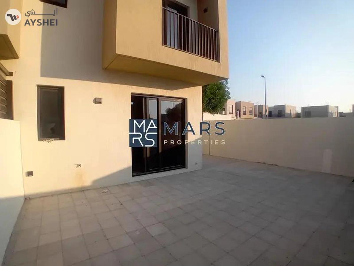 Corner 2bhk | Luxury Community | Prime location-19-19