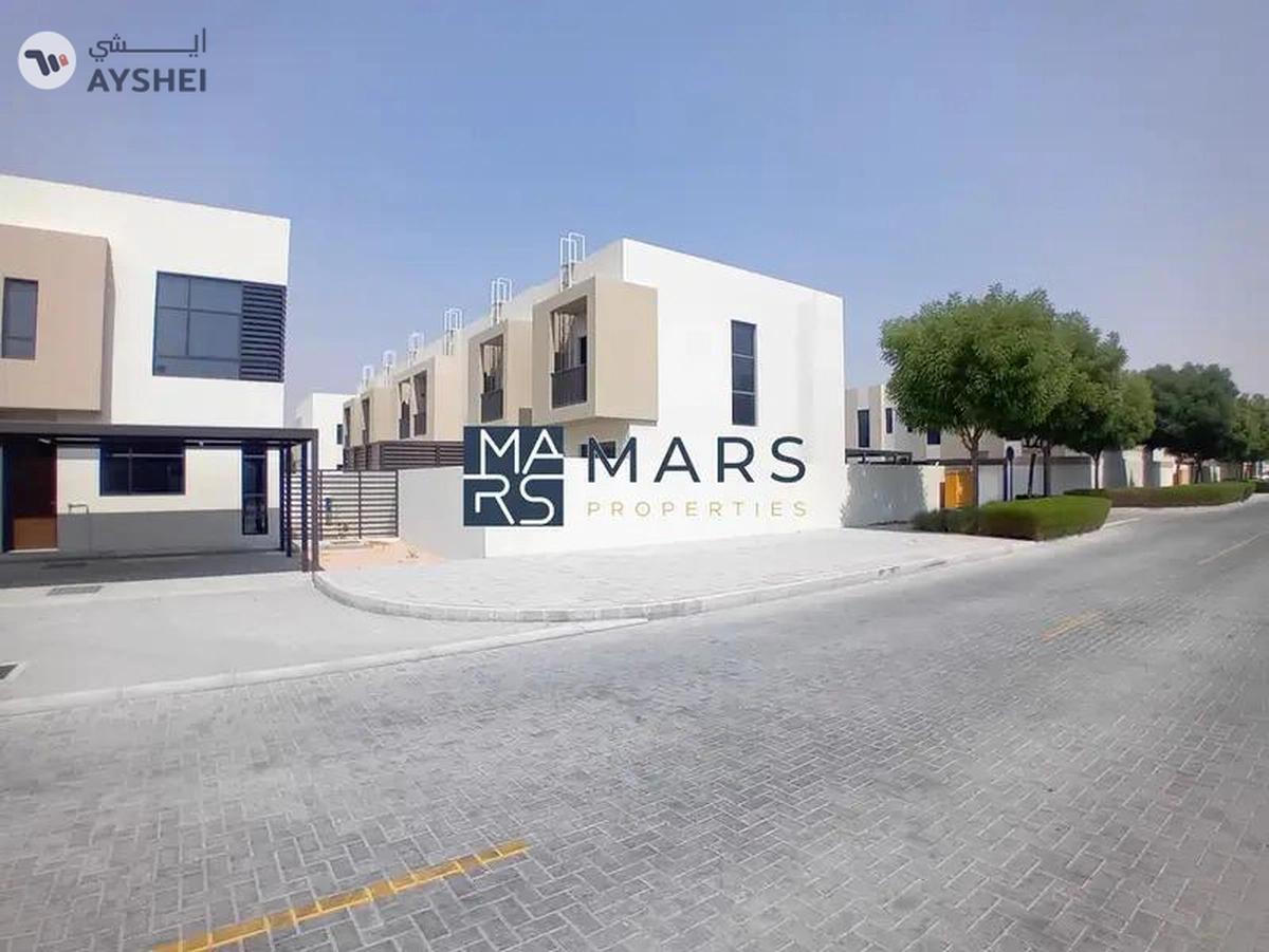 Corner 2bhk | Luxury Community | Prime location-4-4