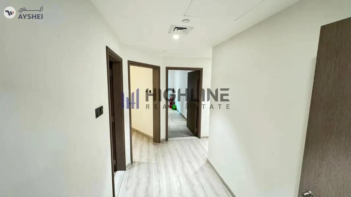 Chiller Free High Floor Prime Location furnished 2BHK Ready To Move (Negotiable)-7-7