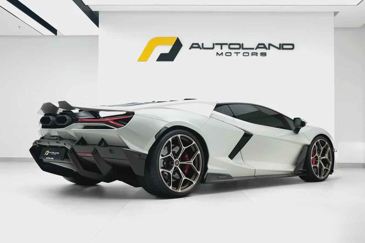 2024 LAMBORGHINI REVUELTO – FULL CARBON FIBER, STUNNING SPEC, MAIN DEALER WARRANTY SERVICE-1-1