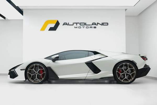 2024 LAMBORGHINI REVUELTO – FULL CARBON FIBER, STUNNING SPEC, MAIN DEALER WARRANTY SERVICE