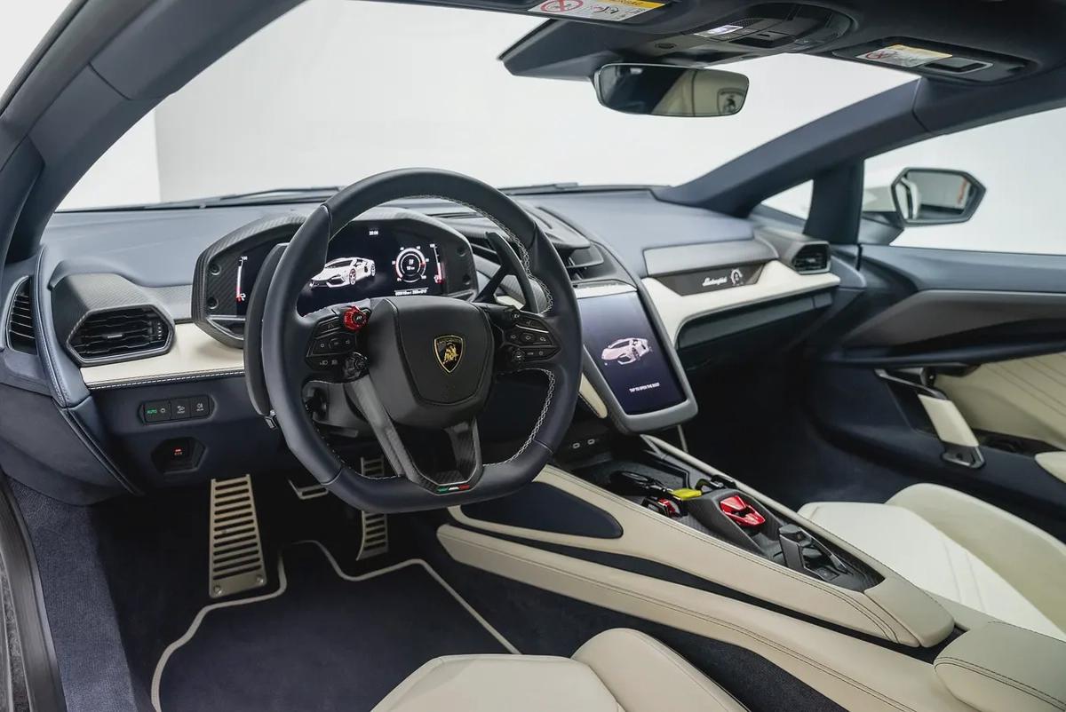 2024 LAMBORGHINI REVUELTO – FULL CARBON FIBER, STUNNING SPEC, MAIN DEALER WARRANTY SERVICE-7-7