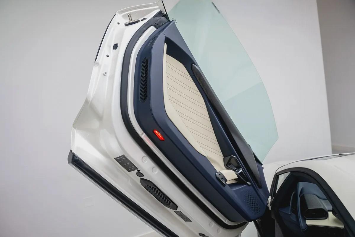 2024 LAMBORGHINI REVUELTO – FULL CARBON FIBER, STUNNING SPEC, MAIN DEALER WARRANTY SERVICE-10-10