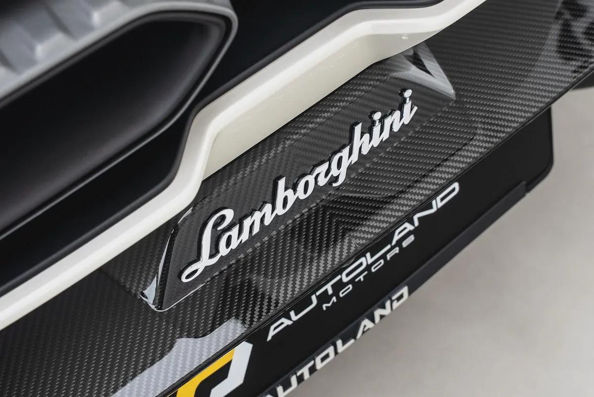 2024 LAMBORGHINI REVUELTO – FULL CARBON FIBER, STUNNING SPEC, MAIN DEALER WARRANTY SERVICE-18-18