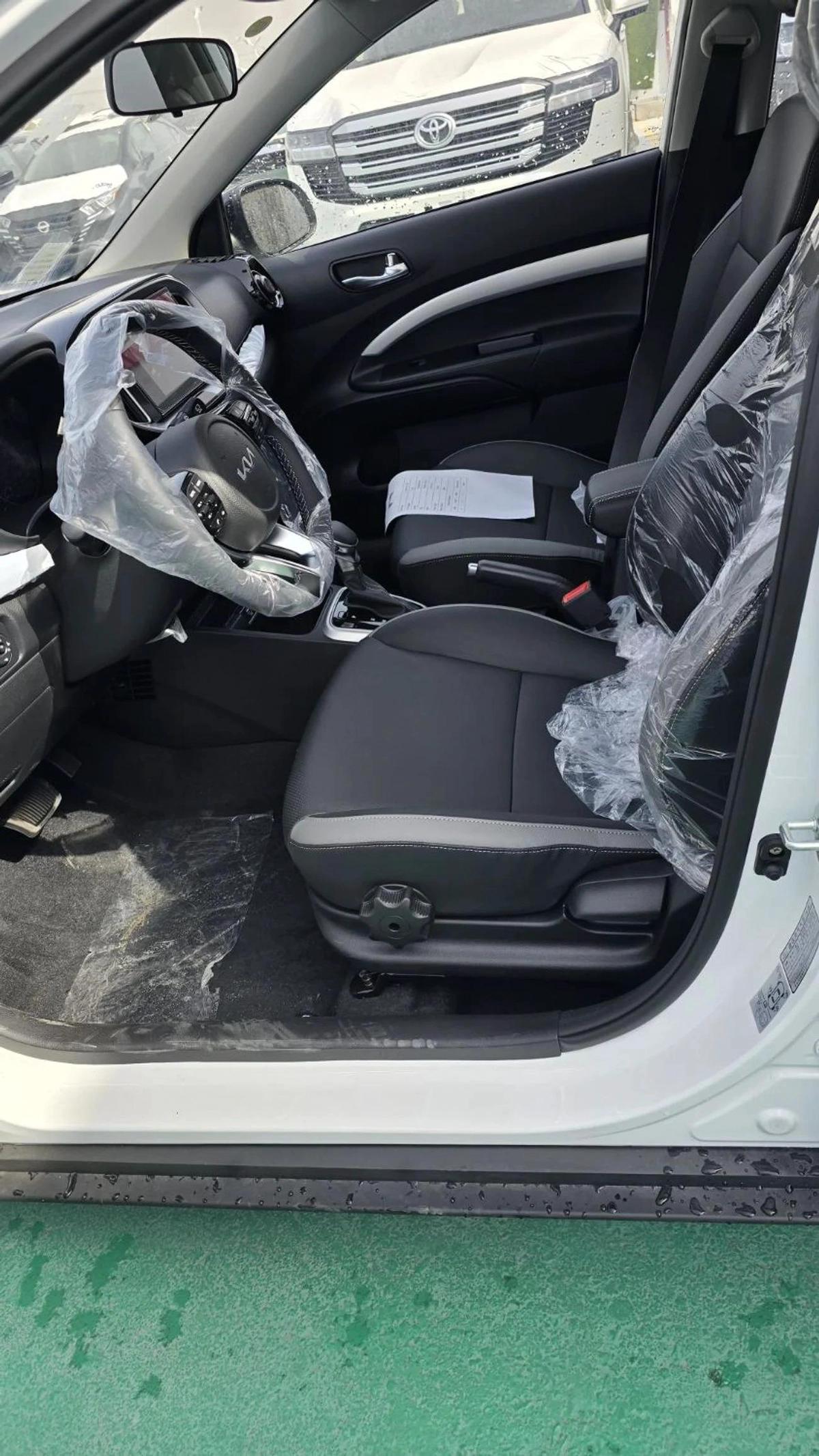 Kia KX1-8-8