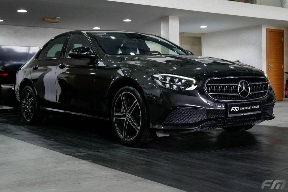 Mercedes-Benz E300 HYBRID - IN ITS EXCELLENT CONDITION!!!-0-0