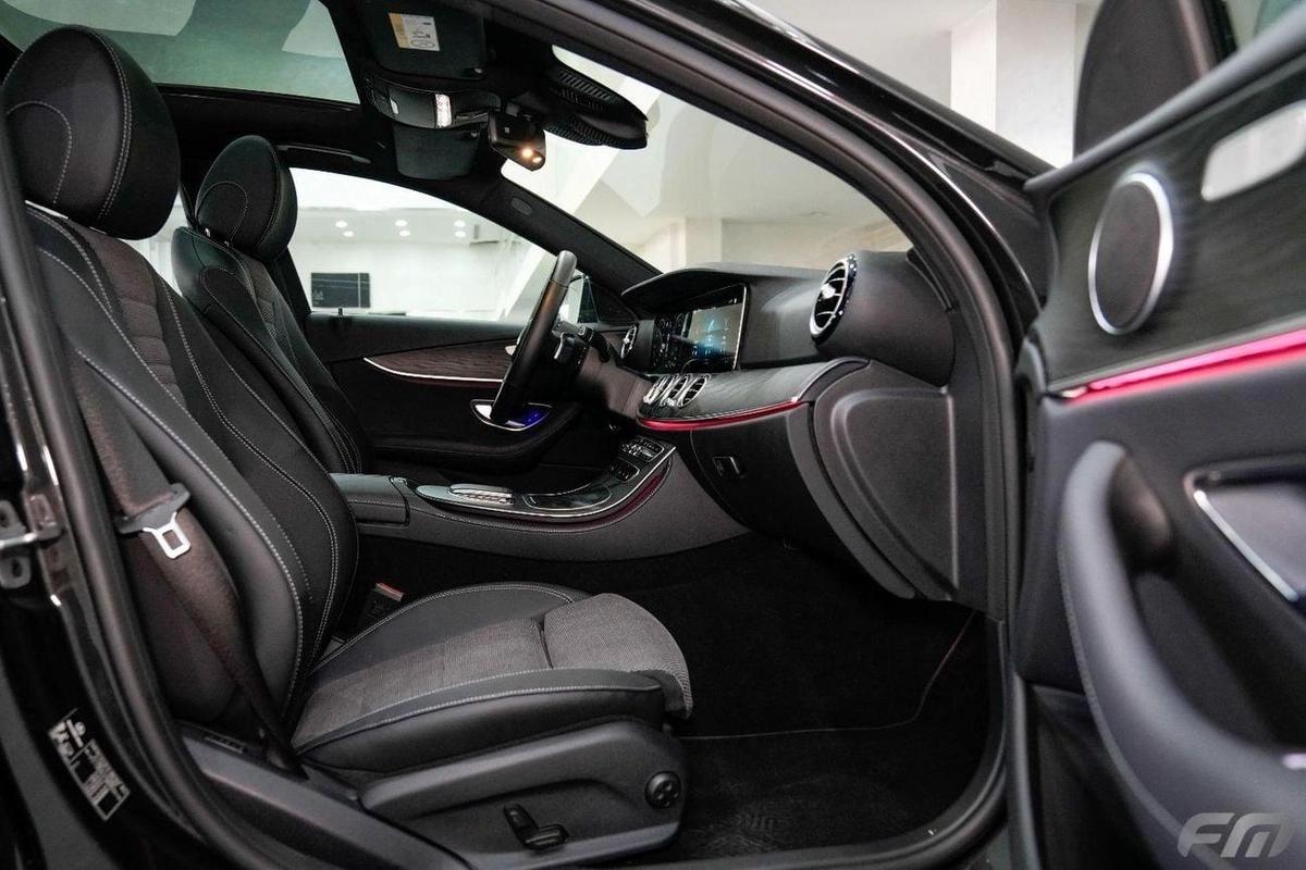 Mercedes-Benz E300 HYBRID - IN ITS EXCELLENT CONDITION!!!-9-9