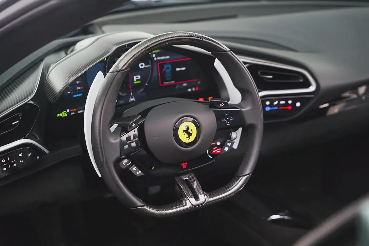 2025 FERRARI 296 GTS CAVALCADE EDITION 1 OF 10 WITH 7 YEARS SERVICE CONTRACT-5-5