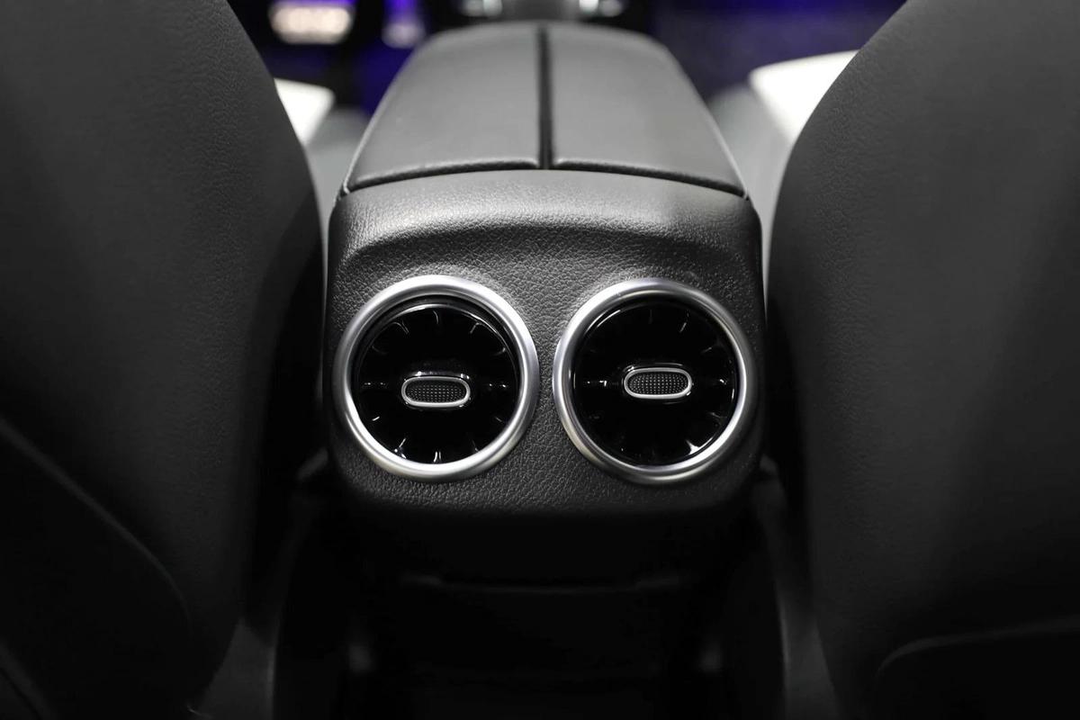 GCC | 1,350 AED Monthly Installment | Warranty Till 2027 | Free Insurance and Registration-14-14