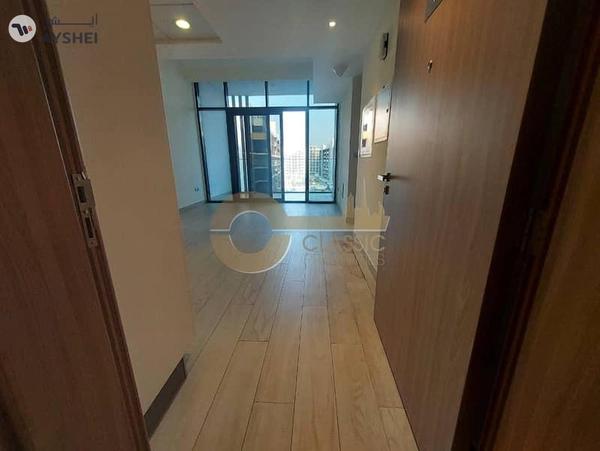 1 Bedroom | Semi Furnished | Balcony view