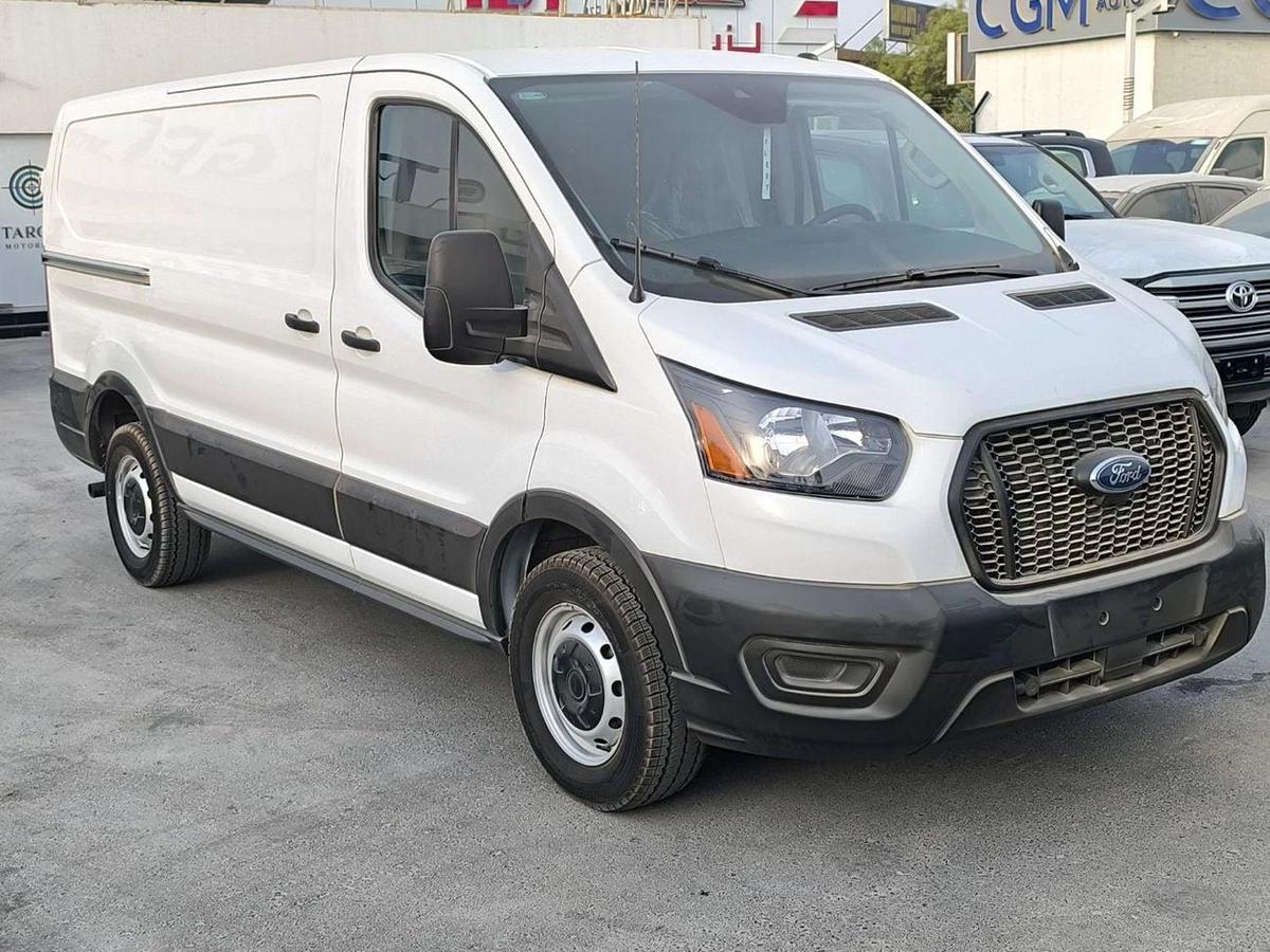 Ford Transit Custom FORD TRANSIT 150 VAN-2-2