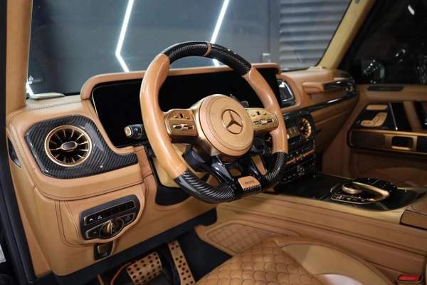 Mercedes-Benz G63 AMG G800 Brabus w/ 900 Rocket Edition Body Kit