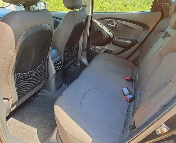 1,725-MONTHLY FOR 1 YEAR ONLY | HYUNDAI TUCSON 2015 2.0L GCC | CRUISE CONTROL I GPS I ACCIDENT FREE