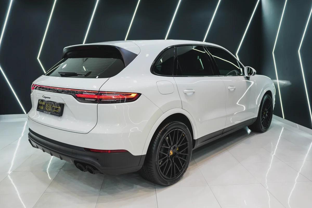 Porsche Cayenne Platinum Edition-9-9