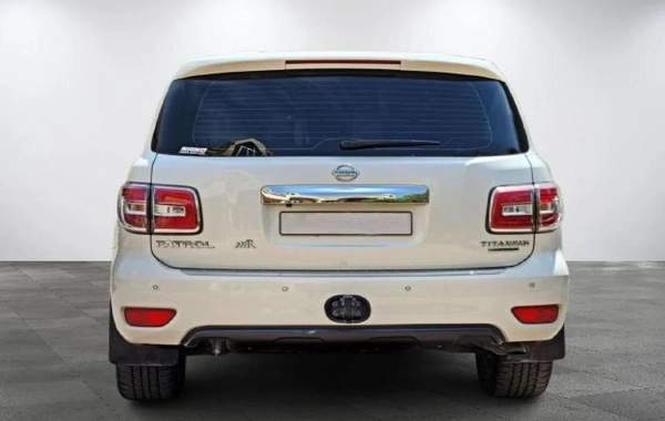 Nissan Patrol 400 Horsepower LE Titanium 5.6L Excellent condition - Large Engine - AED 90,000