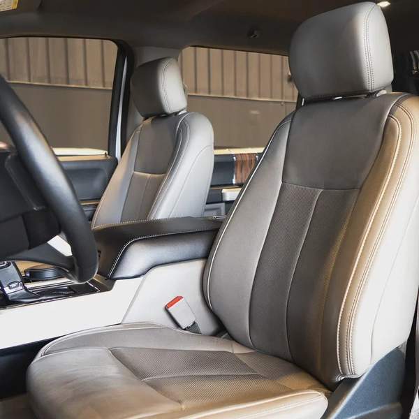 AED 2,299 pm • 0% Downpayment • Ford F-150 Lariat • 1 Year Warranty