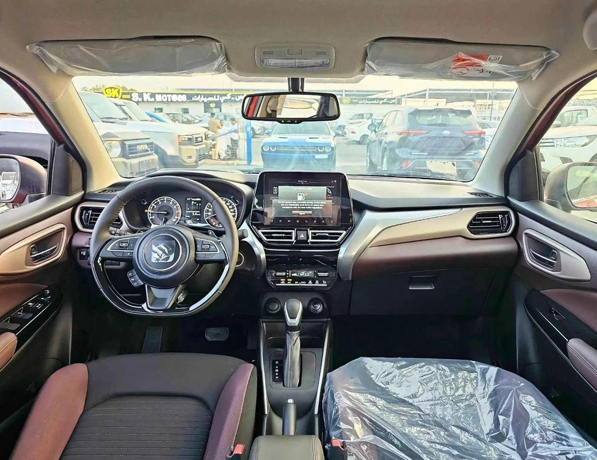 Suzuki Fronx GLX / EURO 5 HYBRID / 1.5L V4 / HEADUP DISPLAY / 360* CAMERAS / " 9" DISPLAY AUDIO-2-2
