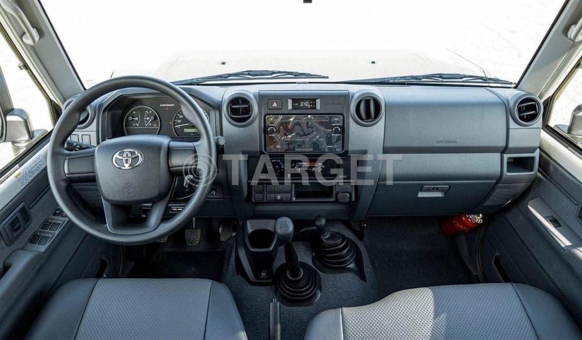 Toyota Land Cruiser 70 LC76 4.2L V6 DIESEL-8-8