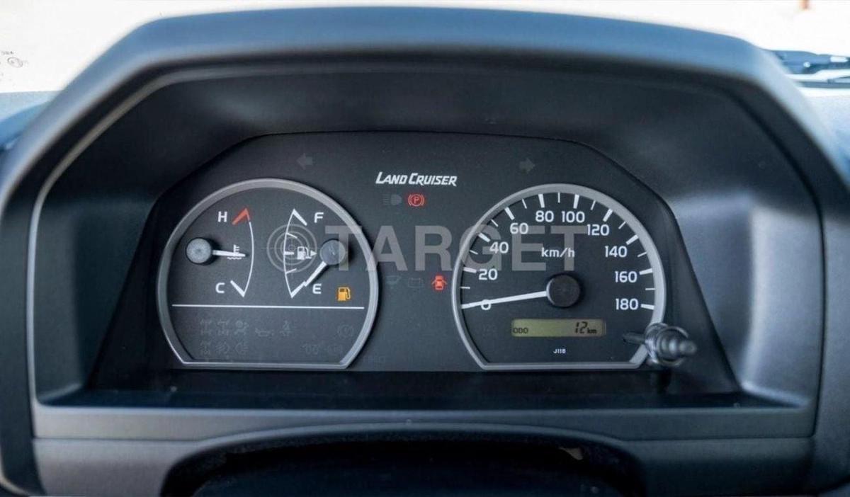 Toyota Land Cruiser 70 LC76 4.2L V6 DIESEL-10-10
