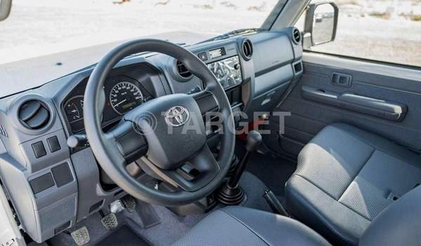 Toyota Land Cruiser 70 LC76 4.2L V6 DIESEL