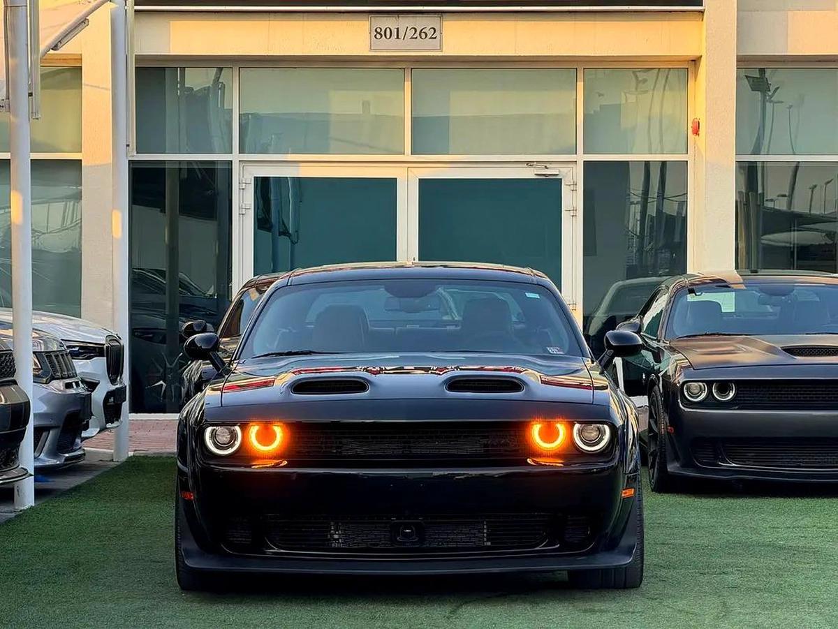 DODGE CHALLENGER SRT HELLCAT JAILBREAK WIDEBODY 717HP ORIGINAL PAINT-10-10