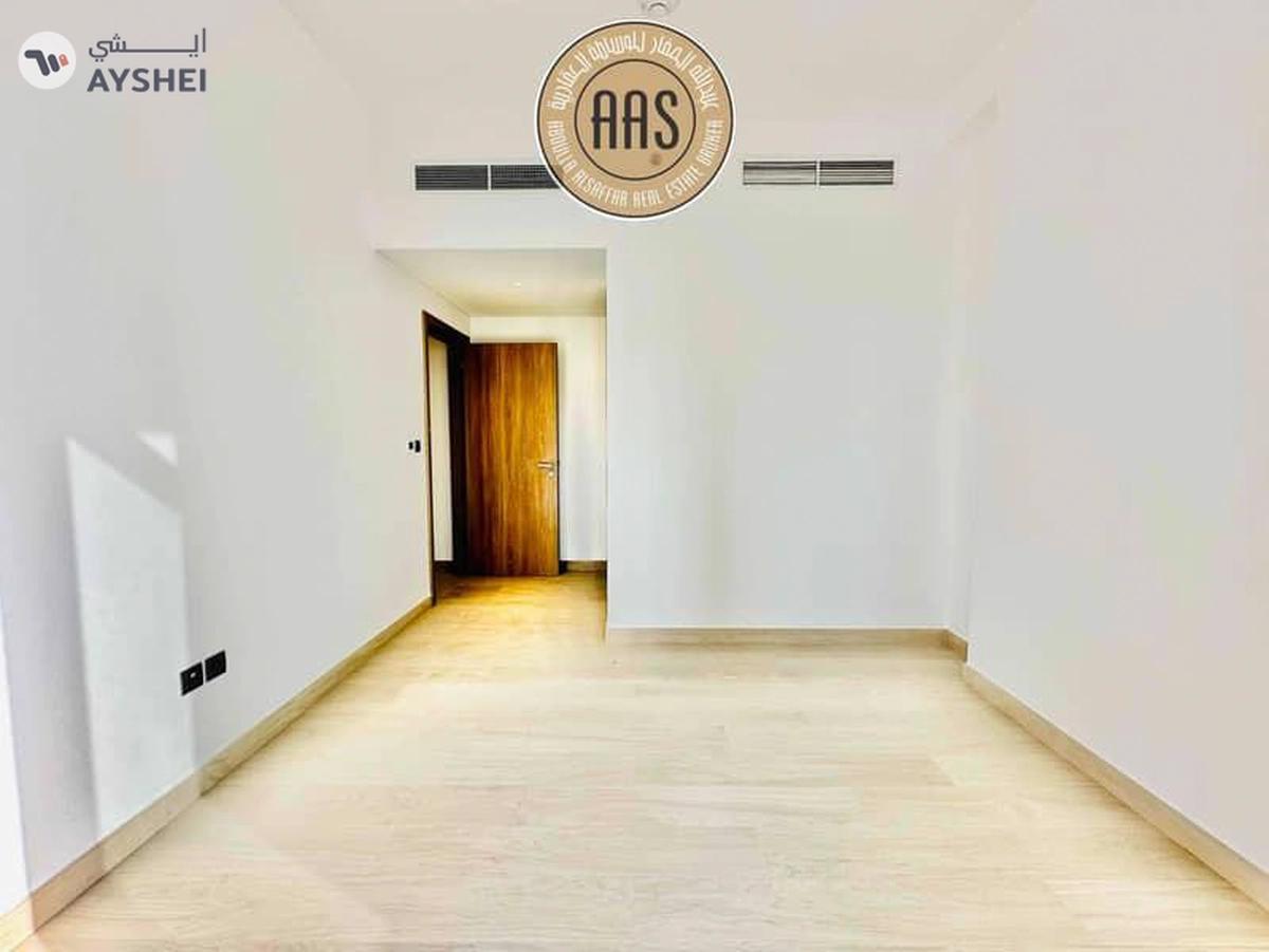 Huge size •• great community •• 2BHK brand new •• 2 balcony-11-11