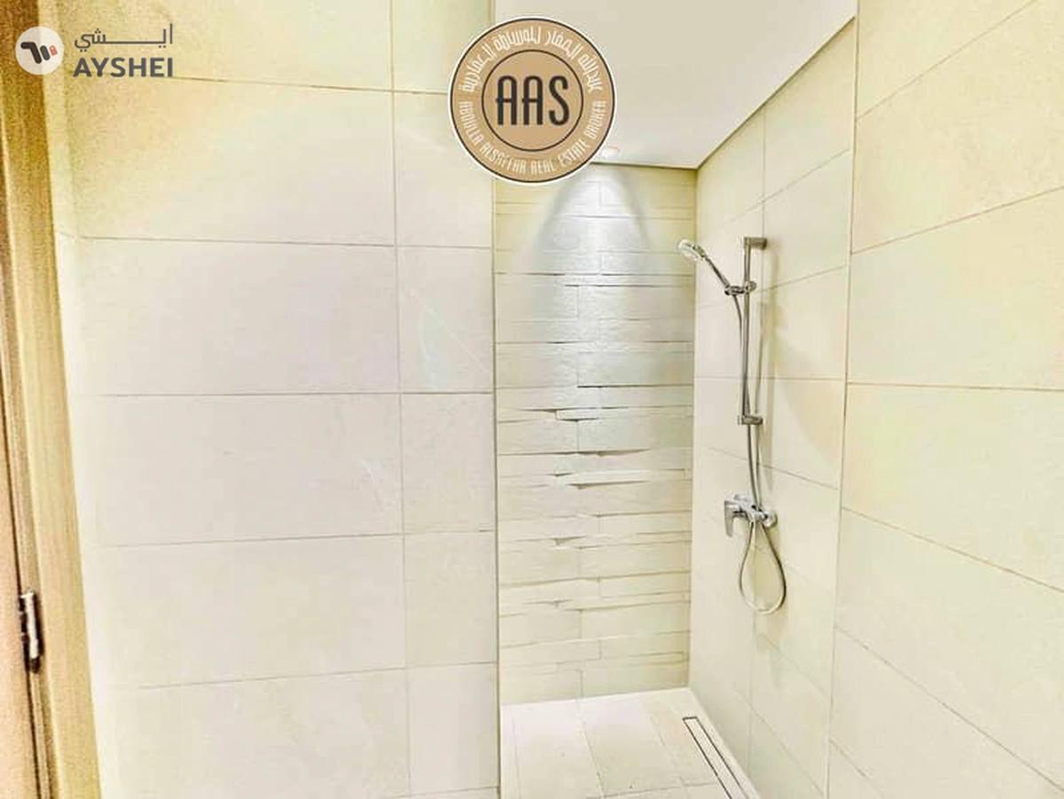 Huge size •• great community •• 2BHK brand new •• 2 balcony-17-17