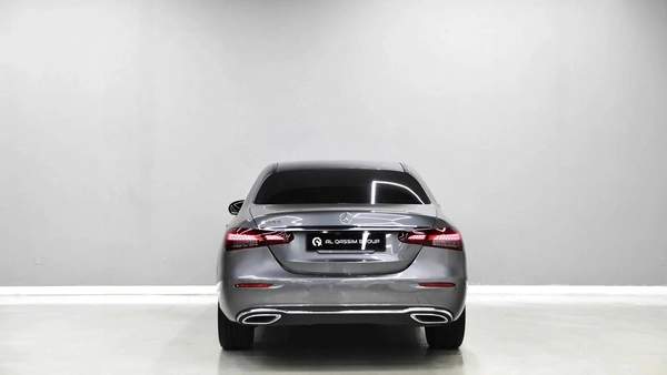 E 250 | 1,950 AED Monthly | Under Warranty Till 2027 | Free Insurance + Registration